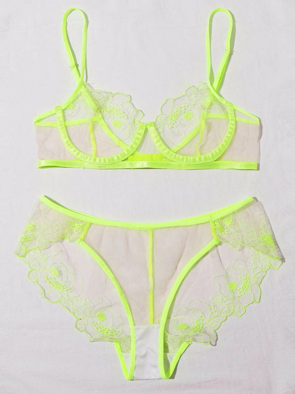 New style sexy lingerie new hollow love three-point sexy suit