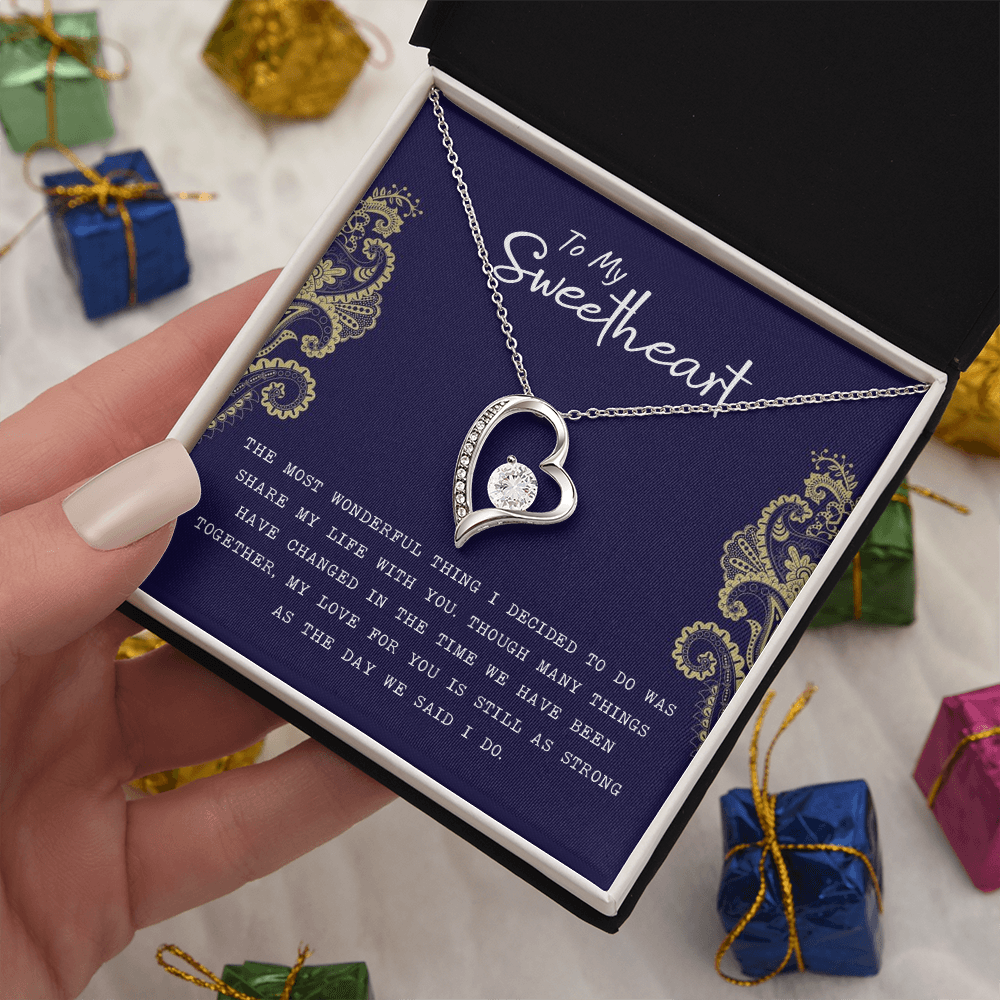 Wearing Cute® Endless Love Necklace